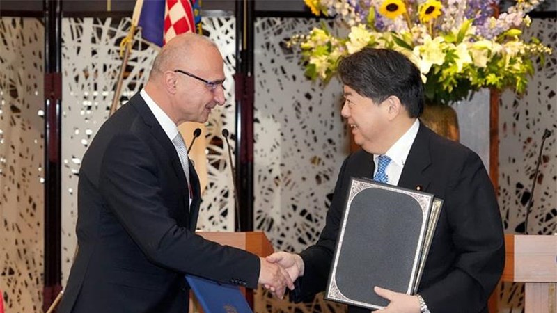Hrvatska i Japan potpisali sporazum o zračnom prometu  